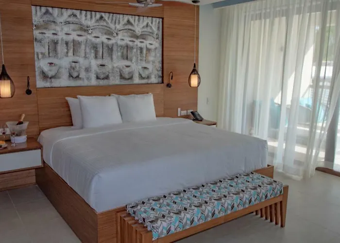 Azura (adults Only) Hotel 5*